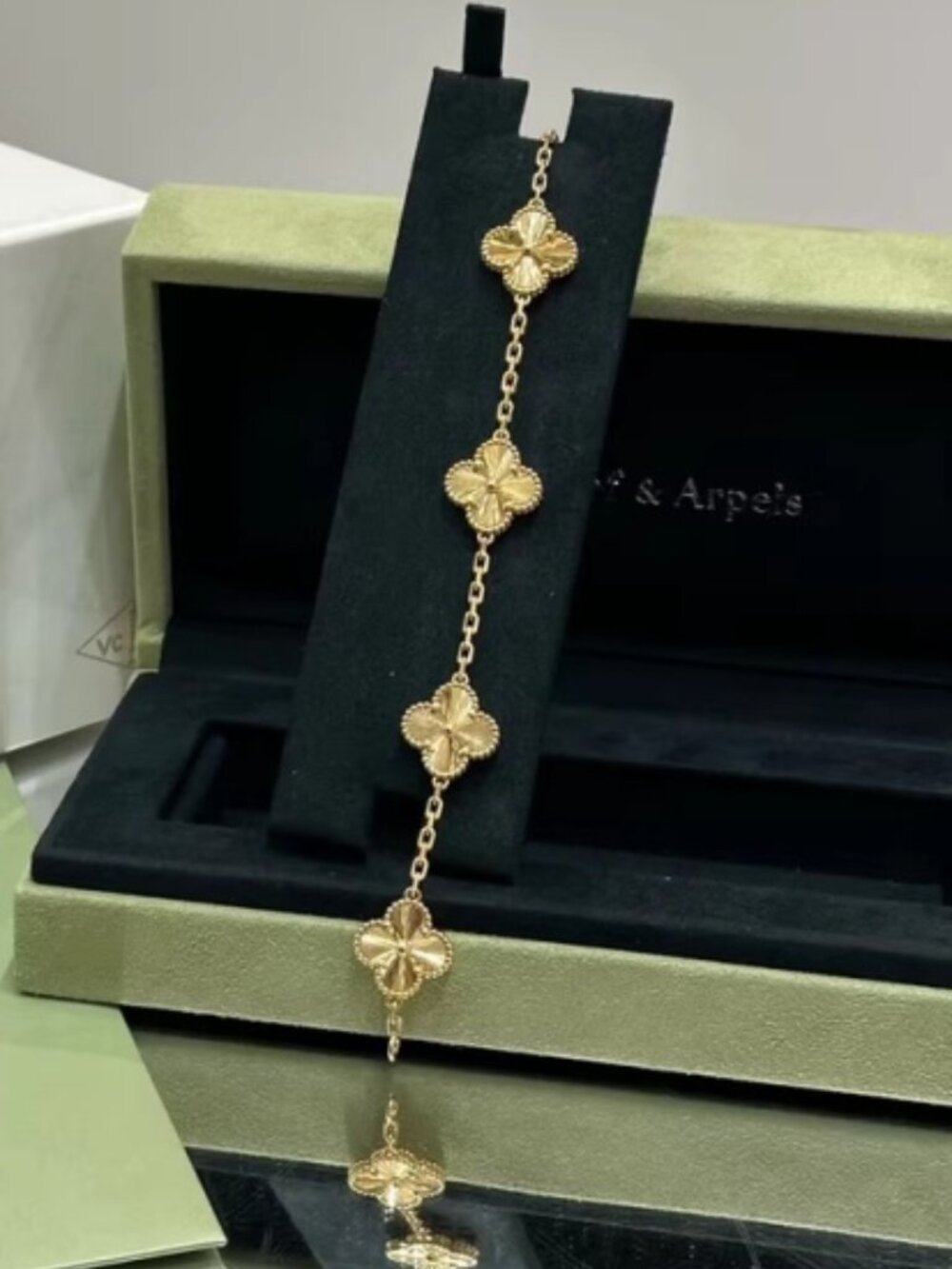 Van Cleef & Arpels bracelet